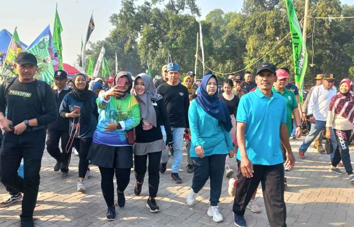 Semarak Jalan Sehat dan Senam Bareng Bupati Mojokerto