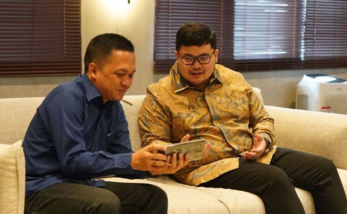 Bupati Kediri Apresiasi Pembelajaran Bela Negara Melalui Game Digital Terobosan Dekan Uniska Bupati Kediri Apresiasi Pembelajaran Bela Negara Melalui Game Digital Terobosan Dekan Uniska