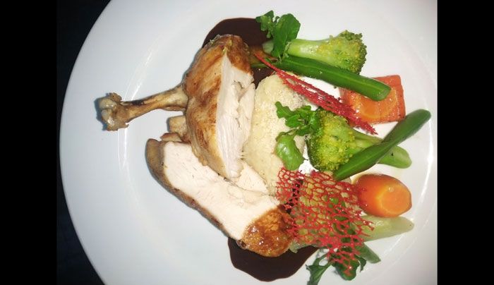 Harga Murmer, Sate Kepel dan Chicken Mozaic jadi New Alacarte Surabaya Suites Hotel di Masa Pandemi Harga Murmer, Sate Kepel dan Chicken Mozaic jadi New Alacarte Surabaya Suites Hotel di Masa Pandemi
