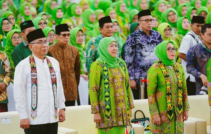 Resmi Dilantik Sebagai Ketum Dewan Pembina PP Muslimat NU, Khofifah Komitmen Tingkatkan Kualitas SDM