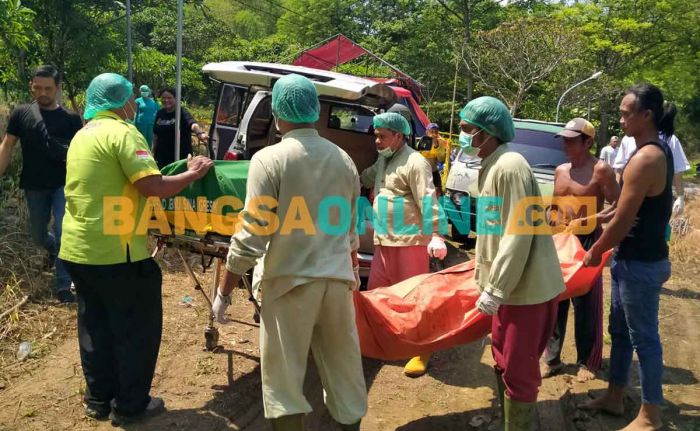 2 Pemuda Pereng Wetan Gresik Duel, 1 Tewas Usai Dibenamkan Dalam Selokan 2 Pemuda Pereng Wetan Gresik Duel, 1 Tewas Usai Dibenamkan Dalam Selokan