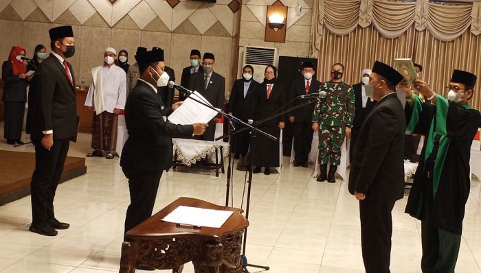 Resmi Jabat Sekda Gresik, Achmad Washil Siap Dukung Program Nawa Karsa Resmi Jabat Sekda Gresik, Achmad Washil Siap Dukung Program Nawa Karsa