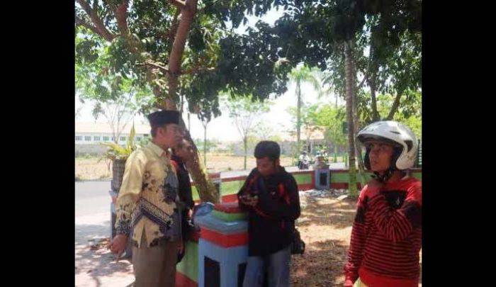 DPRD Sampang Sorot Taman Depan Kantor Bupati Sampang, Kerap Dijadikan Tempat Mesum DPRD Sampang Sorot Taman Depan Kantor Bupati Sampang, Kerap Dijadikan Tempat Mesum