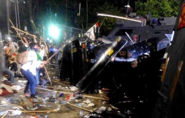 Demo Rusuh: Ahok Tak Diproses Hukum, Jokowi Jadi Target Selanjutnya Demo Rusuh: Ahok Tak Diproses Hukum, Jokowi Jadi Target Selanjutnya