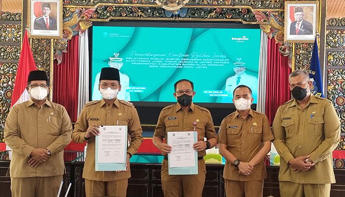  Ukur Kepuasan Layanan Publik, Bupati Bangkalan Resmikan Inovasi SuKMa-e Jatim