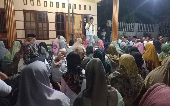 Kibarkan Semangat Kemenangan, Pasangan Mubarok Kampanye Simpatik ke Sejumlah Desa di Kecamatan Ngoro Kibarkan Semangat Kemenangan, Pasangan Mubarok Kampanye Simpatik ke Sejumlah Desa di Kecamatan Ngoro