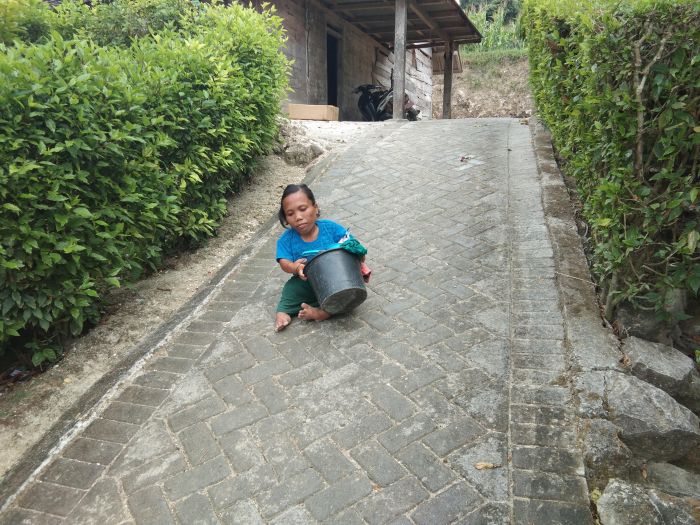 Semangat Sakimah Mencari Nafkah, Keterbatasan Fisik Bukan Alasan untuk Dikasihani Semangat Sakimah Mencari Nafkah, Keterbatasan Fisik Bukan Alasan untuk Dikasihani
