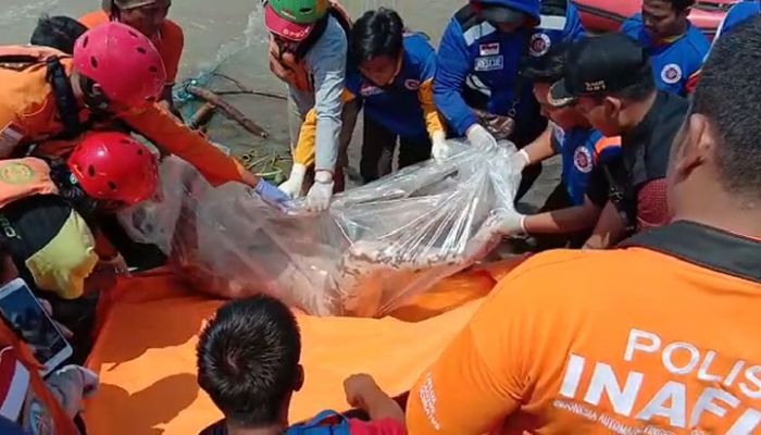 Mayat Perempuan Tanpa Busana Ditemukan di Dam Sipon Gedeg