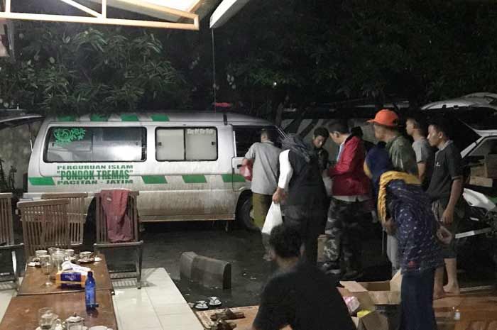 Ribuan Santri di Ponpes Tremas Arjosari Belum Tersentuh Bantuan Ribuan Santri di Ponpes Tremas Arjosari Belum Tersentuh Bantuan