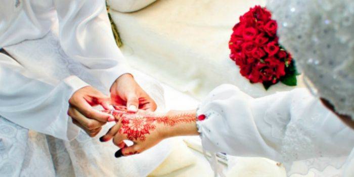 Pengantin Wanita Malah Nikahi Tamu Undangan Gara-Gara Penyakit sang Pria Kumat Pengantin Wanita Malah Nikahi Tamu Undangan Gara-Gara Penyakit sang Pria Kumat
