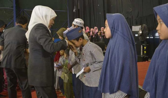Gubernur Khofifah dan Wagub Emil Berhalal Bihalal dengan OPD Wilayah Gayungsari