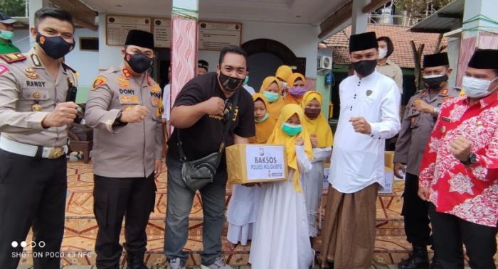 Baksos HPN PWI Mojokerto, Kapolres Mojokerto Minta Didoakan Anak-anak Panti