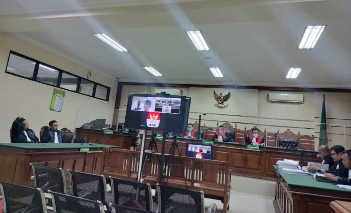 Sidang Pledoi, Penasehat Hukum Ra Latif Tuding Ada Oknum Lain Penyebab Kasus Korupsi di Bangkalan