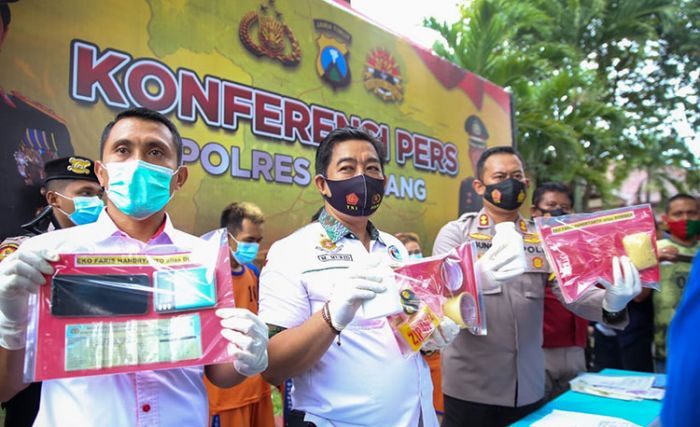 Satu Keluarga di Jombang Bisnis Sabu, Barang Dipasok dari Lapas Sidoarjo Satu Keluarga di Jombang Bisnis Sabu, Barang Dipasok dari Lapas Sidoarjo
