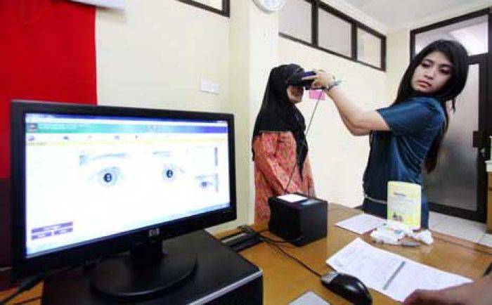 Pemohon KTP Pemula di Mojokerto Capai 500 Orang per Hari Pemohon KTP Pemula di Mojokerto Capai 500 Orang per Hari