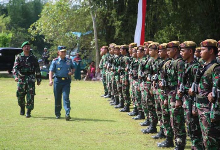 Komandan Guskamlatim Pimpin Upacara Penutupan TMMD ke-98 di Bangkalan Komandan Guskamlatim Pimpin Upacara Penutupan TMMD ke-98 di Bangkalan