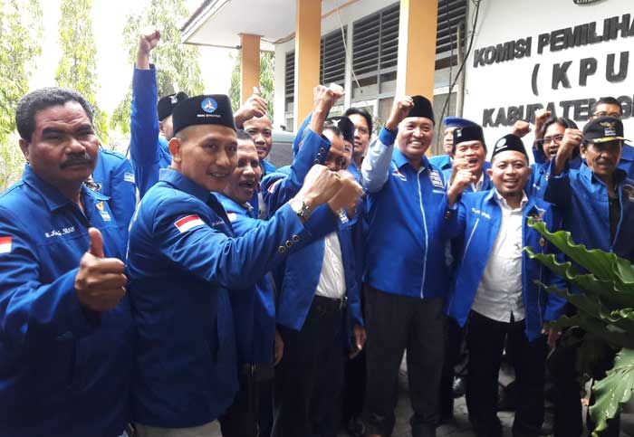 Pileg 2019, Partai Demokrat Targetkan 14 Kursi di DPRD Gresik Pileg 2019, Partai Demokrat Targetkan 14 Kursi di DPRD Gresik