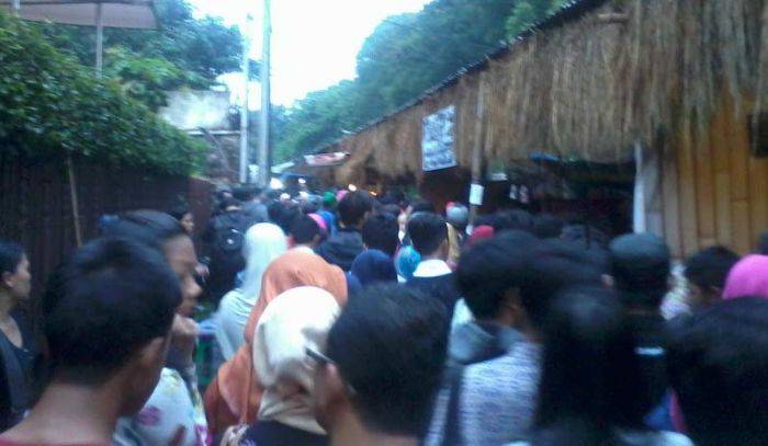 Penyelenggaraan Festival Malang Doeloe Dikeluhkan Pengunjung, Dinilai Berantakan Penyelenggaraan Festival Malang Doeloe Dikeluhkan Pengunjung, Dinilai Berantakan