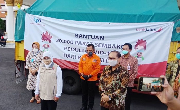 Dukung Gugus Tugas Covid-19, Bank Jatim Serahkan Bantuan Senilai Rp 4,4 Miliar