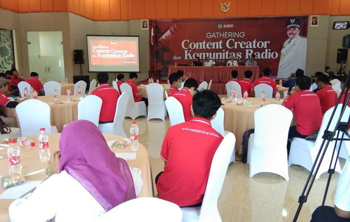 Adakan Gathering, Diskominfo Ajak Konten Kreator Kenalkan Nganjuk Lewat Medsos Adakan Gathering, Diskominfo Ajak Konten Kreator Kenalkan Nganjuk Lewat Medsos