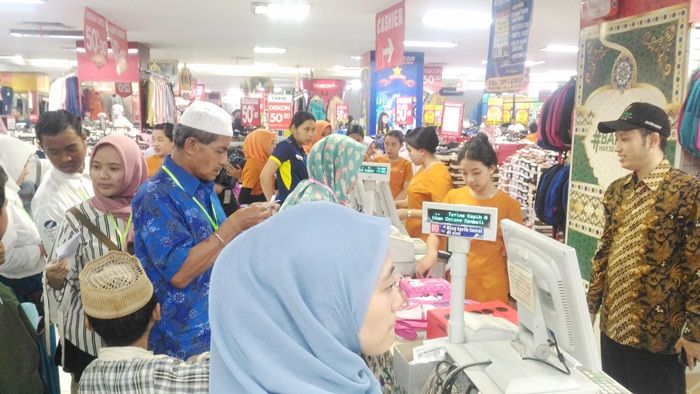 Sambut Lebaran, 200 Anak Yatim di Kota Malang Diajak Baznas Ngemall Sambut Lebaran, 200 Anak Yatim di Kota Malang Diajak Baznas Ngemall