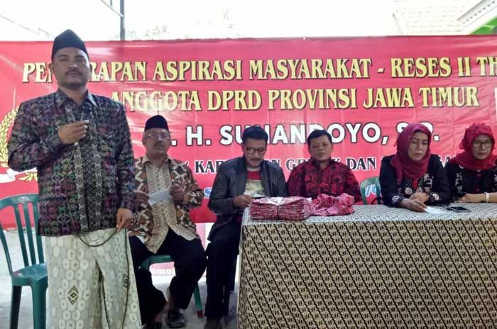 Reses, Suhandoyo Ajak Kader PDIP Gresik Menangkan Gus Ipul-Puti dan Dukung Jokowi di Pilpres Reses, Suhandoyo Ajak Kader PDIP Gresik Menangkan Gus Ipul-Puti dan Dukung Jokowi di Pilpres