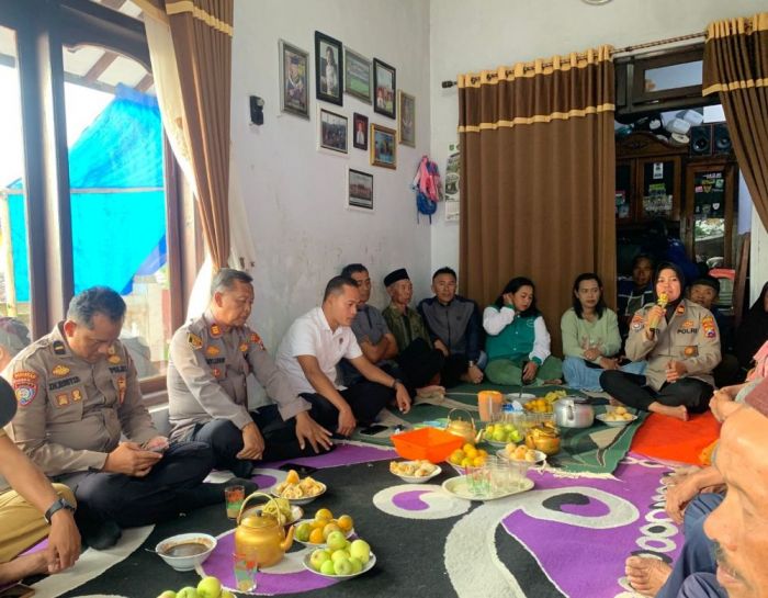 Satbinmas Polres Pasuruan Lakukan Program Tim Puspa Preemtif di Desa Kayu Kebek