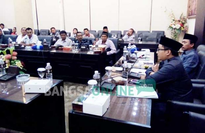 Warga Wadul Penambangan di Probolinggo, DPRD Jatim: Jangan Sampai Terulang Salim Kancil Jilid II Warga Wadul Penambangan di Probolinggo, DPRD Jatim: Jangan Sampai Terulang Salim Kancil Jilid II