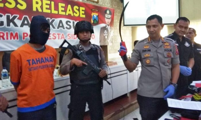 Satu dari Dua Pelaku Perampokan yang Ditangkap Polresta Sidoarjo Tewas Ditembak Satu dari Dua Pelaku Perampokan yang Ditangkap Polresta Sidoarjo Tewas Ditembak