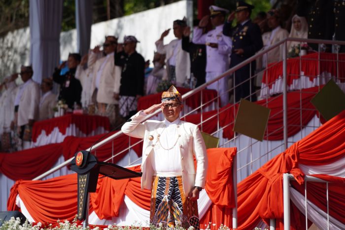 Peringatan Hari Jadi Kota Batu ke-23 di Stadion Brantas Berlangsung Meriah Peringatan Hari Jadi Kota Batu ke-23 di Stadion Brantas Berlangsung Meriah
