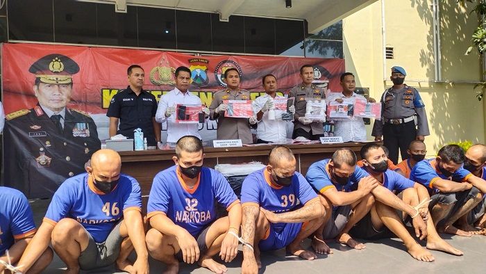 Polres Kediri Amankan Belasan Tersangka dalam Operasi Tumpas Semeru 2023 Polres Kediri Amankan Belasan Tersangka dalam Operasi Tumpas Semeru 2023