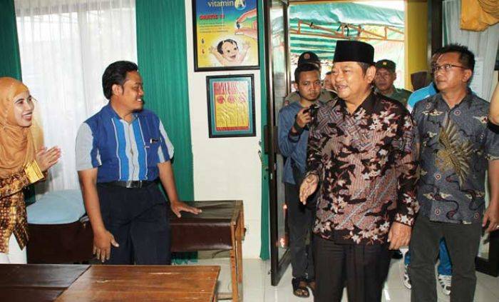 Bupati Sidoarjo Minta Polindes jadi Ujung Tombak Pelayanan Kesehatan di Desa Bupati Sidoarjo Minta Polindes jadi Ujung Tombak Pelayanan Kesehatan di Desa