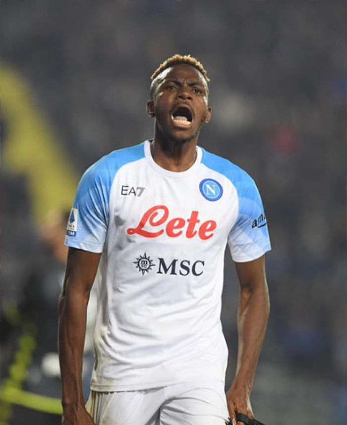 Napoli Makin Berkibar di Puncak Klasemen Usai Tekuk Empoli 2-0 Napoli Makin Berkibar di Puncak Klasemen Usai Tekuk Empoli 2-0