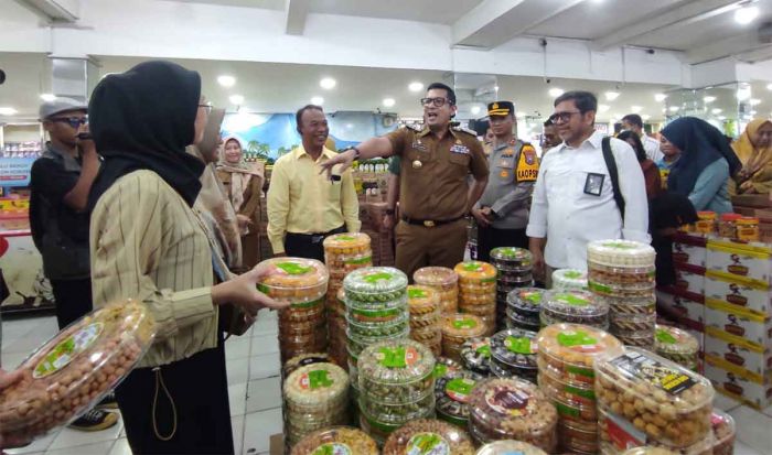 Pastikan Stok dan Harga Stabil, Pj Wali Kota Mojokerto Sidak Mamin Jelang Lebaran