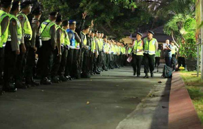 146 Anggota Polres Jombang Diterjunkan Bantu Pengamanan Pilkades Sampang 146 Anggota Polres Jombang Diterjunkan Bantu Pengamanan Pilkades Sampang