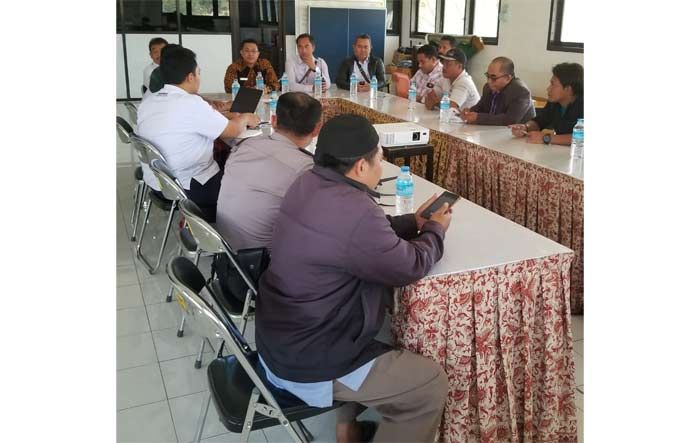 Berjalan Alot, Pemdes Socorejo Pilih Walkout saat Mediasi dengan PT Silog Berjalan Alot, Pemdes Socorejo Pilih Walkout saat Mediasi dengan PT Silog