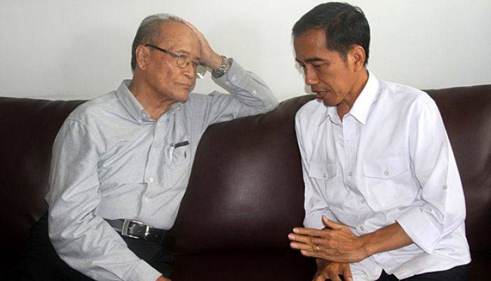 Syafii Maarif: Warga Muhammadiyah Harus Dukung KPK, Tak Boleh Diam Syafii Maarif: Warga Muhammadiyah Harus Dukung KPK, Tak Boleh Diam
