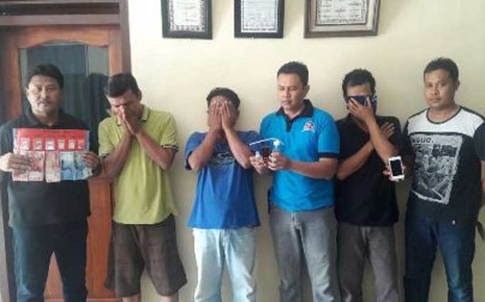 Polsek Kebomas Gulung 3 Pengedar dan Pengguna Narkoba Polsek Kebomas Gulung 3 Pengedar dan Pengguna Narkoba