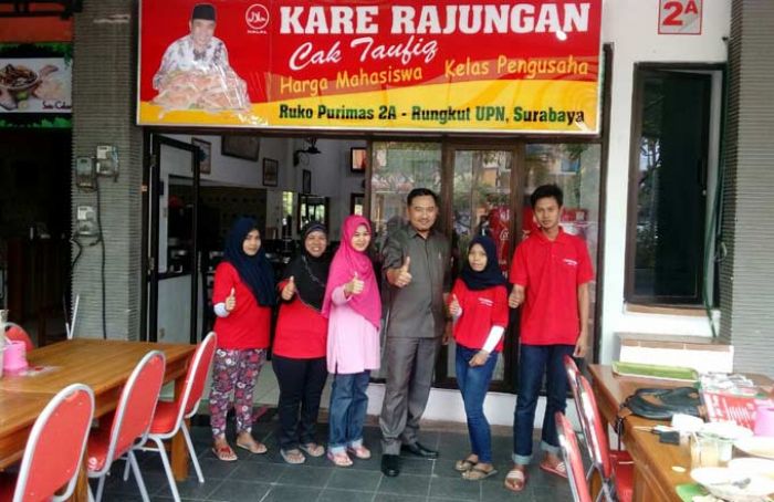 Lestarikan Kuliner Pesisir Sidoarjo, RM Cak Taufiq Suguhkan Kare Rajungan Lestarikan Kuliner Pesisir Sidoarjo, RM Cak Taufiq Suguhkan Kare Rajungan