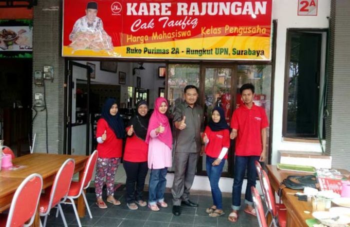 Lestarikan Kuliner Pesisir Sidoarjo, RM Cak Taufiq Suguhkan Kare Rajungan