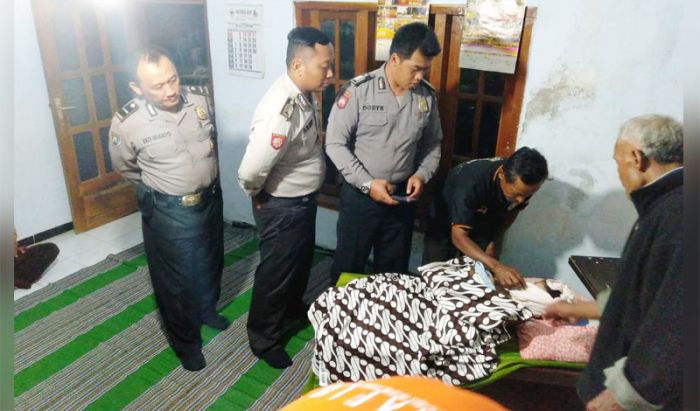 Hilang Saat Tidur Siang, Balita Ditemukan Tewas di Kubangan Air Desa Balerejo Wlingi Hilang Saat Tidur Siang, Balita Ditemukan Tewas di Kubangan Air Desa Balerejo Wlingi