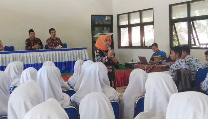 Di Depan Para Pelajar, Wabup Kartika Ingatkan Bahaya Narkoba Di Depan Para Pelajar, Wabup Kartika Ingatkan Bahaya Narkoba