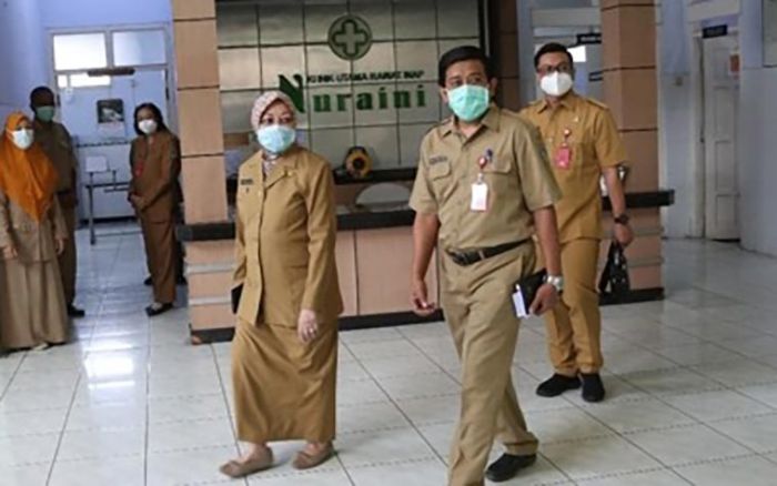 Bupati Kediri Cek Kesiapan Rumah Sakit Darurat Covid-19 Bupati Kediri Cek Kesiapan Rumah Sakit Darurat Covid-19