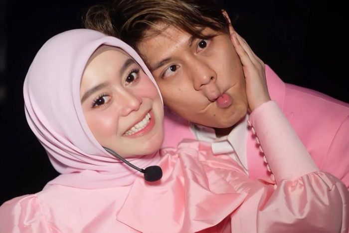 Ini Alasan Lesti Kejora Cabut Laporan KDRT yang dilakukan Rizky Billar Ini Alasan Lesti Kejora Cabut Laporan KDRT yang dilakukan Rizky Billar