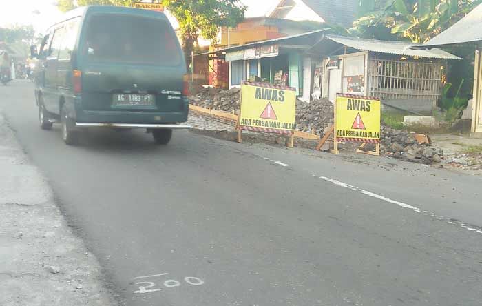 Pasca Libur Lebaran, Pemkab Blitar Tancap Gas Teruskan Proyek Fisik yang Sempat Terhenti Pasca Libur Lebaran, Pemkab Blitar Tancap Gas Teruskan Proyek Fisik yang Sempat Terhenti