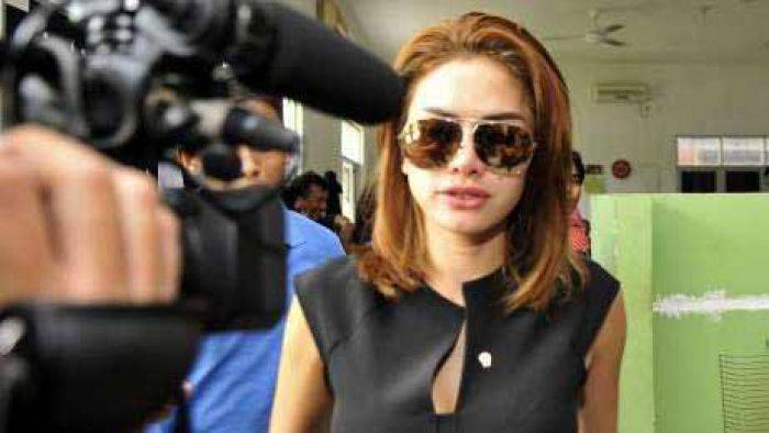 Dibooking Pengusaha Batubara, Kuasa Hukum Mucikari Minta Polisi Jerat Nikita Mirzani Dibooking Pengusaha Batubara, Kuasa Hukum Mucikari Minta Polisi Jerat Nikita Mirzani