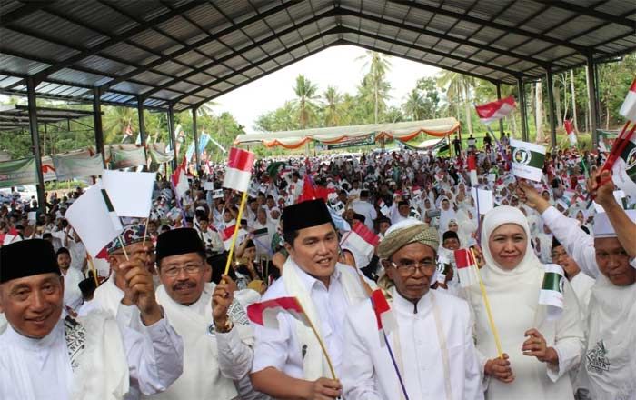 Dihadiri Erick Thohir, JKSN se-Tapal Kuda Deklarasi Dukung Jokowi Dihadiri Erick Thohir, JKSN se-Tapal Kuda Deklarasi Dukung Jokowi