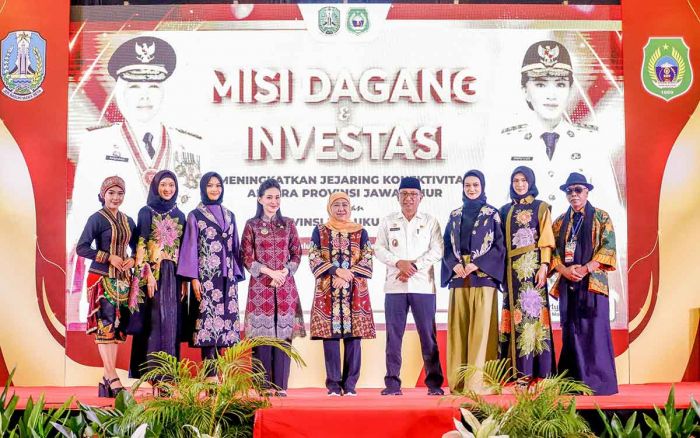 Gubernur Khofifah Sukses Pimpin Misi Dagang Perdana 2025 di Maluku Utara Gubernur Khofifah Sukses Pimpin Misi Dagang Perdana 2025 di Maluku Utara