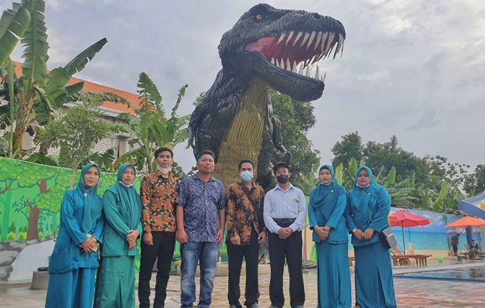 Kepala Desa Baron Gresik Launching Wisata Beluron Bengawan Solo, Ada Apa Saja di Dalamnya? Kepala Desa Baron Gresik Launching Wisata Beluron Bengawan Solo, Ada Apa Saja di Dalamnya?