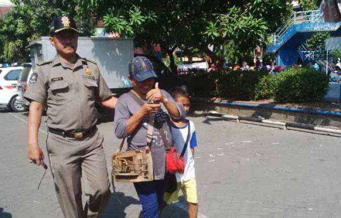 Diduga Bocor, Razia Gepeng di Lamongan tak Maksimal Diduga Bocor, Razia Gepeng di Lamongan tak Maksimal